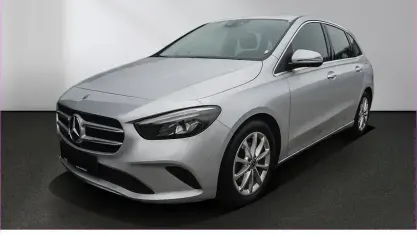Gebraucht Mercedes B180 Progressive 136 PS (100 kW) 2021 Silber Van / Kleinbus