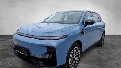 Usata Leapmotor B10 160 kW (218 CV) 2025 Blu SUV