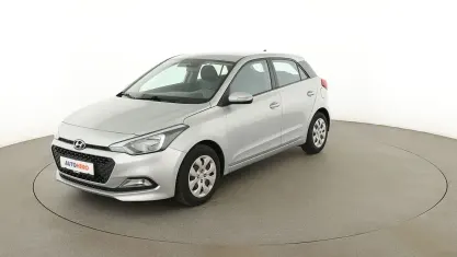 Gebraucht Hyundai i20 GO! 75 PS (55 kW) 2018 Grau Limousine