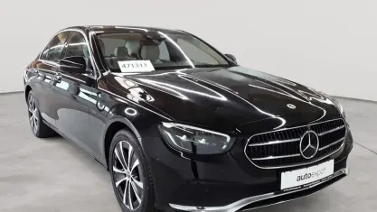 Gebraucht Mercedes E300 Avantgarde 211 PS (155 kW) 2021 Schwarz Limousine