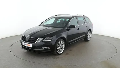 Usata Skoda Octavia Style 150 CV (110 kW) 2020 Nero Station wagon