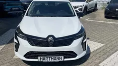 Arktisweiß (weiß) Gebraucht 2025 Renault Clio V Evolution Limousine | 18.399 € (Fairer Preis)