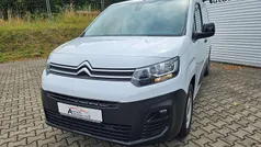 Eisweiß Gebraucht 2024 Citroën Berlingo Van / Kleinbus | 20.590 € (Guter Preis)