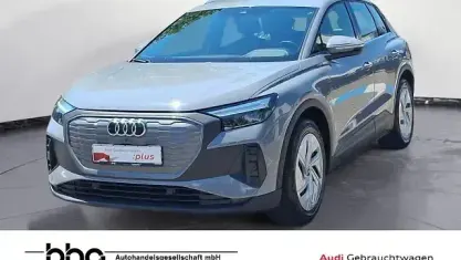 Gebraucht Audi Q4 e-tron Basis 125 kW (170 PS) 2023 Grau SUV