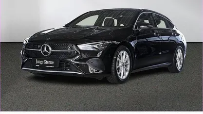 Gebraucht Mercedes CLA180 Shooting Brake 136 PS (100 kW) 2024 Unilack nachtschwarz Kombi