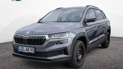 Gebraucht Skoda Karoq Tour 150 PS (110 kW) 2026 Grau SUV