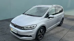 Silber Gebraucht 2022 VW Touran Highline Van / Kleinbus | 29.440 € (Guter Preis)