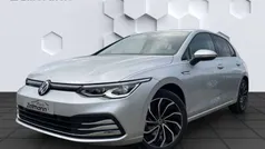 Silber Gebraucht 2023 VW Golf VIII Style Limousine | 25.766 € (Guter Preis)