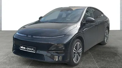 Schwarz Gebraucht 2025 XPENG G6 AWD Performance SUV | 43.645 € (Fairer Preis)