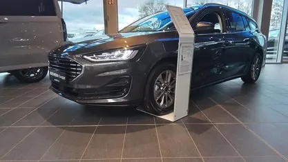 Nouă Ford Focus 155 CP (114 kW) 2026 Gri Break