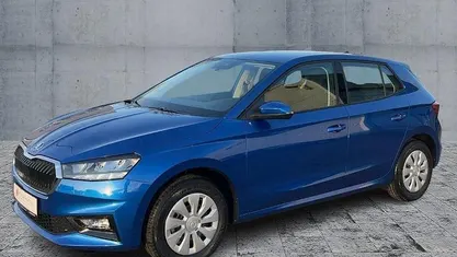 Gebraucht 2025 Skoda Fabia Essence Limousine | 17.970 € (Fairer Preis)