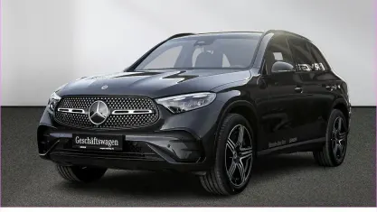 Używany Mercedes GLC220 AMG 197 KM (144 kW) 2026 Szary SUV