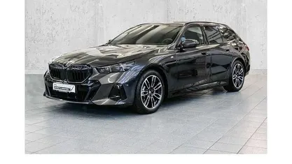 Gebraucht BMW 520 M Sport 197 PS (144 kW) 2025 Kombi