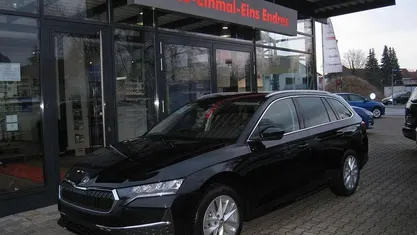 Gebraucht 2025 Skoda Octavia Selection Kombi | 35.250 € (Fairer Preis)