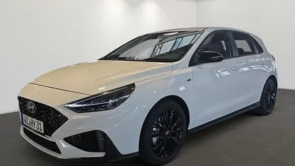 Neu Hyundai i30 N Line 140 PS (102 kW) 2025 Purple (serenity white / mic) Limousine