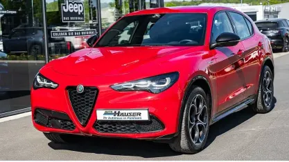 Używany Alfa Romeo Stelvio Veloce 209 KM (153 kW) 2023 Czerwony SUV