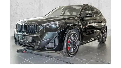 Neu BMW X1 M Sport 170 PS (125 kW) 2025 Saphirschwarz metallic SUV