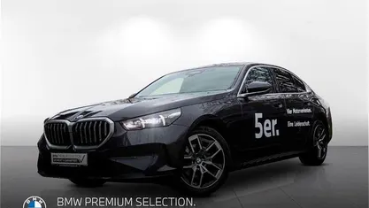 Gebraucht BMW 520 Comfort Edition 190 PS (139 kW) 2024 Grau Limousine