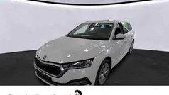 Weiss Gebraucht 2023 Skoda Octavia Style Kombi | 24.777 € (Fairer Preis)