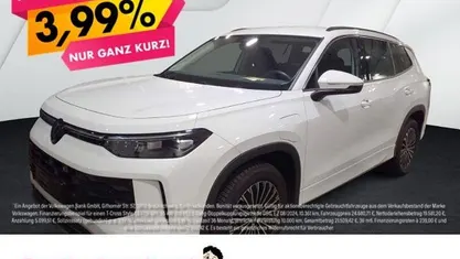 Weiss Gebraucht 2025 VW Tayron Life SUV | 42.477 € (Fairer Preis)