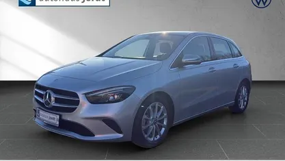 Gebraucht Mercedes B200 Progressive 163 PS (119 kW) 2021 Van / Kleinbus