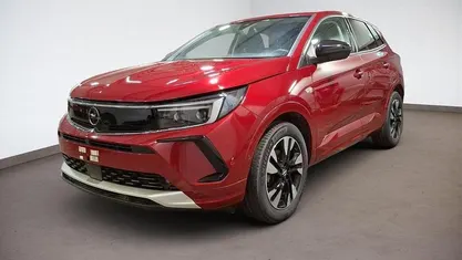 Usata Opel Grandland X Elegance 131 CV (96 kW) 2023 Rosso SUV