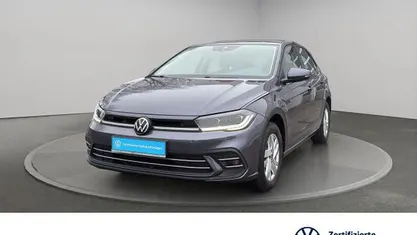 Gebraucht VW Polo Style 95 PS (69 kW) 2022 Rauchgrau metallic Limousine