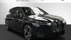 Saphirschwarz Gebraucht 2022 BMW iX Sport Line SUV | 51.800 € (Fairer Preis)