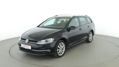 Gebraucht VW Golf VII Sound 125 PS (91 kW) 2018 Schwarz Kombi