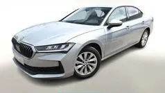Aluminiumsilber metallic Neu 2025 Skoda Superb Limousine | 32.922 € (Superpreis)