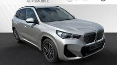 Spacesilber metallic Neu 2025 BMW iX1 M Sport SUV | 50.390 € (Fairer Preis)