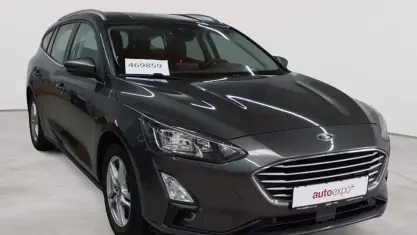 Gebraucht Ford Focus Cool & Connect 120 PS (88 kW) 2021 Magneticgrau metallic Kombi