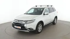Weiß Gebraucht 2016 Mitsubishi Outlander SUV | 17.190 € (Fairer Preis)