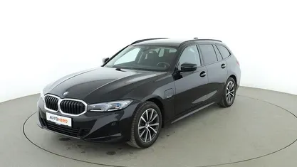 Gebraucht BMW 330e 2023 Schwarz Kombi