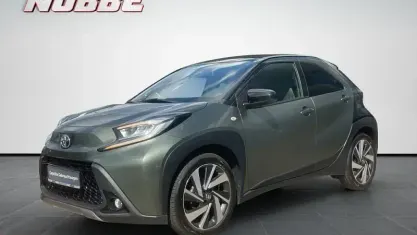 Gebraucht Toyota Aygo X X-plore 72 PS (52 kW) 2022 Grün SUV