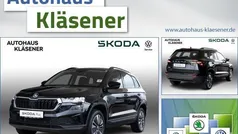 Schwarz Gebraucht 2024 Skoda Karoq Tour SUV | 31.770 € (Fairer Preis)