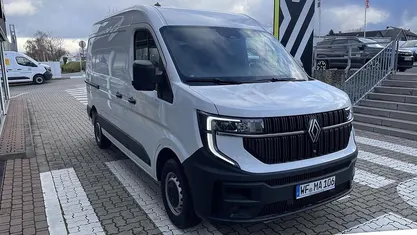 Mineralweiß (weiß) (weiß) Neu 2025 Renault Master Van | 36.490 € (Fairer Preis)