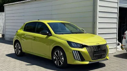 Gebraucht 2025 Peugeot 208 Allure Kleinwagen | 21.690 € (Guter Preis)