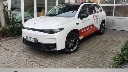 Gebraucht Leapmotor C10 215 PS (158 kW) 2025 SUV