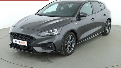 Begagnad Ford Focus ST-Line X 155 HK (114 kW) 2020 Grå Sedan