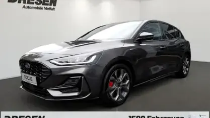 Neu Ford Focus ST-Line 125 PS (91 kW) 2026 Grau Limousine