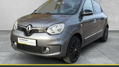 Grau Gebraucht 2023 Renault Twingo Urban Night Kleinwagen | 13.890 € (Fairer Preis)