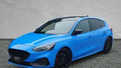 Nitroblau Gebraucht 2022 Ford Focus Limousine | 28.850 € (Guter Preis)