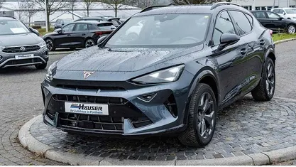Grau Gebraucht 2025 Cupra Formentor SUV | 33.875 € (Fairer Preis)