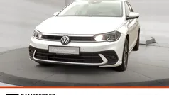 Weiß pure white Gebraucht 2022 VW Polo Life Limousine | 17.290 € (Fairer Preis)