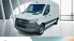 Weiß Gebraucht 2022 Mercedes Sprinter Van | 26.168 € (Fairer Preis)
