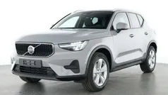 Vapour grey Gebraucht 2025 Volvo XC40 Core SUV | 35.888 € (Fairer Preis)