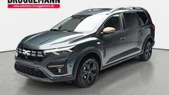 Grün Neu 2024 Dacia Jogger Extreme Van / Kleinbus | 23.490 € (Fairer Preis)