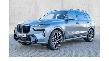 Grau Gebraucht 2025 BMW X7 M Sport SUV | 95.750 € (Guter Preis)