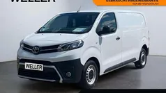 Weiss Gebraucht 2023 Toyota Proace Plus Van | 23.790 € (Guter Preis)